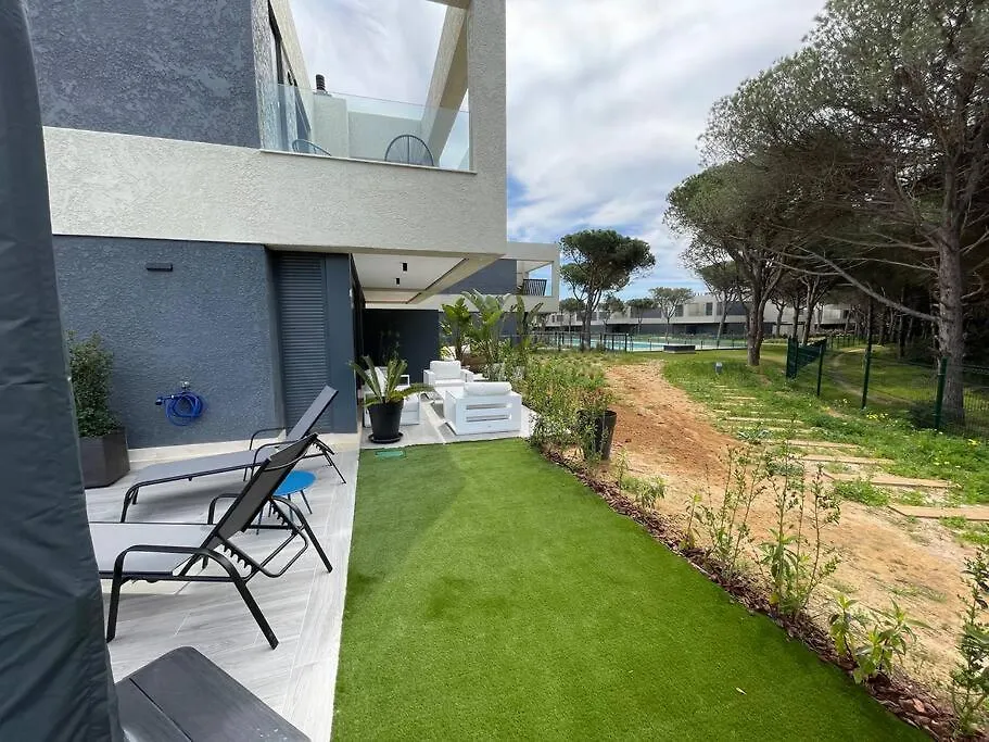 Exclusivo Chalet En Urbanizacion Roche Conil De La Frontera
